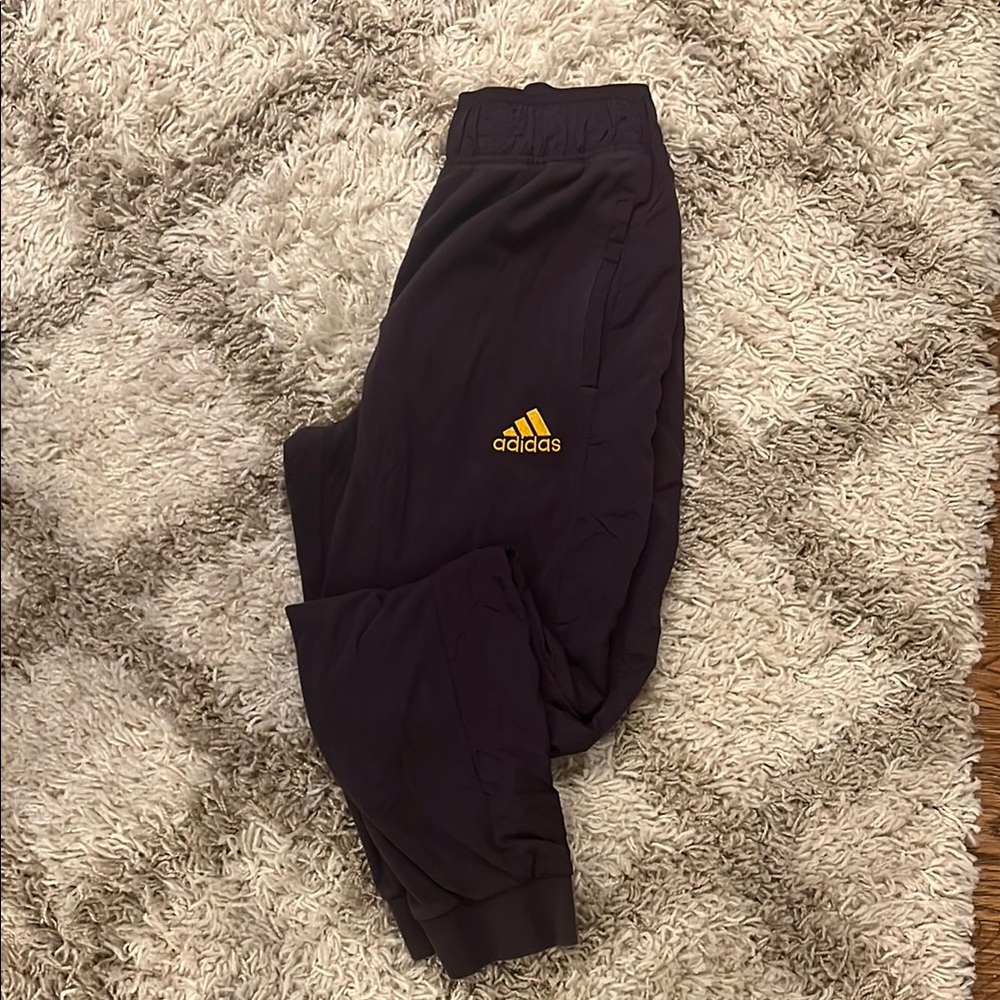 MENS ADIDAS FLEECE JOGGER SIZE MEDIUM